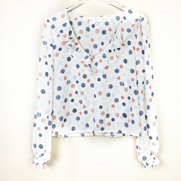 June & Hudson Polka Dot Ruffle V-Neck Blouse L - Picture 2 of 7